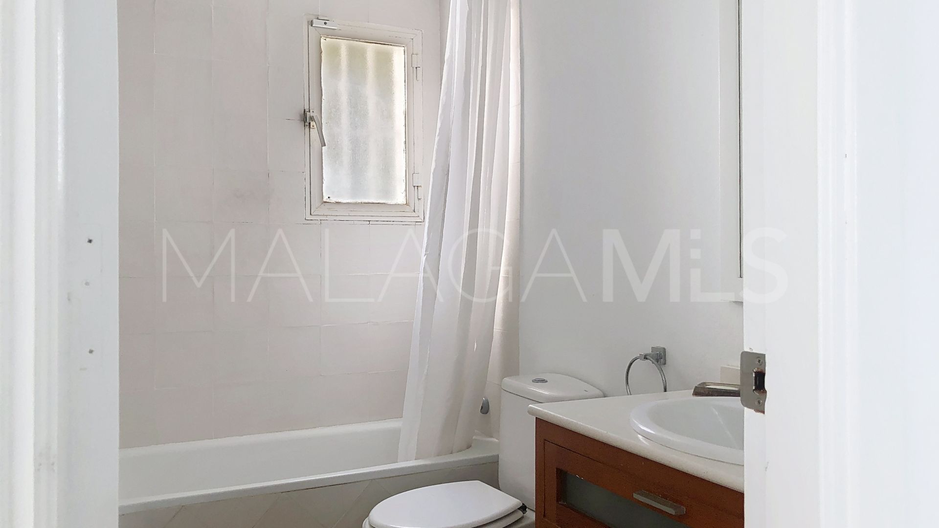 3 bedrooms town house for sale in La Duquesa Golf