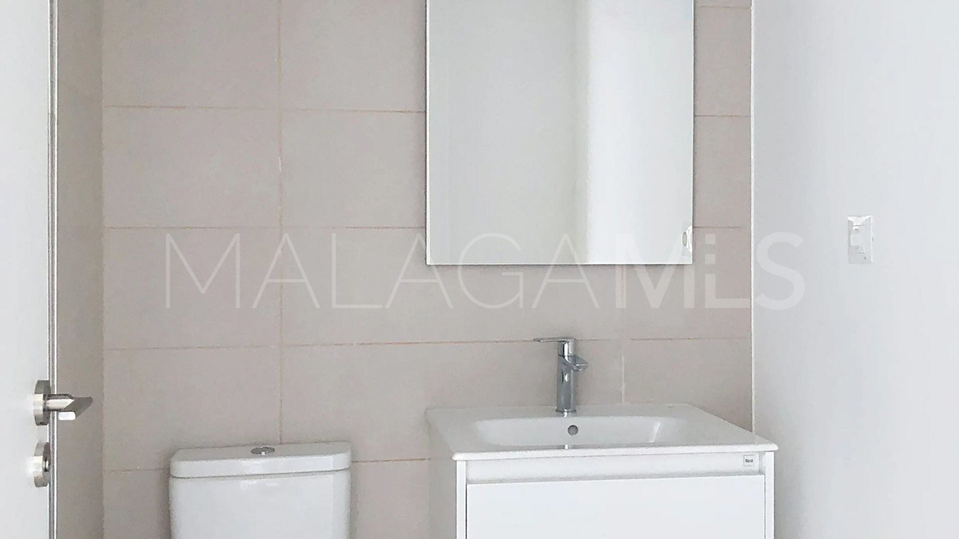 Apartamento planta baja for sale in Guadalobon with 2 bedrooms