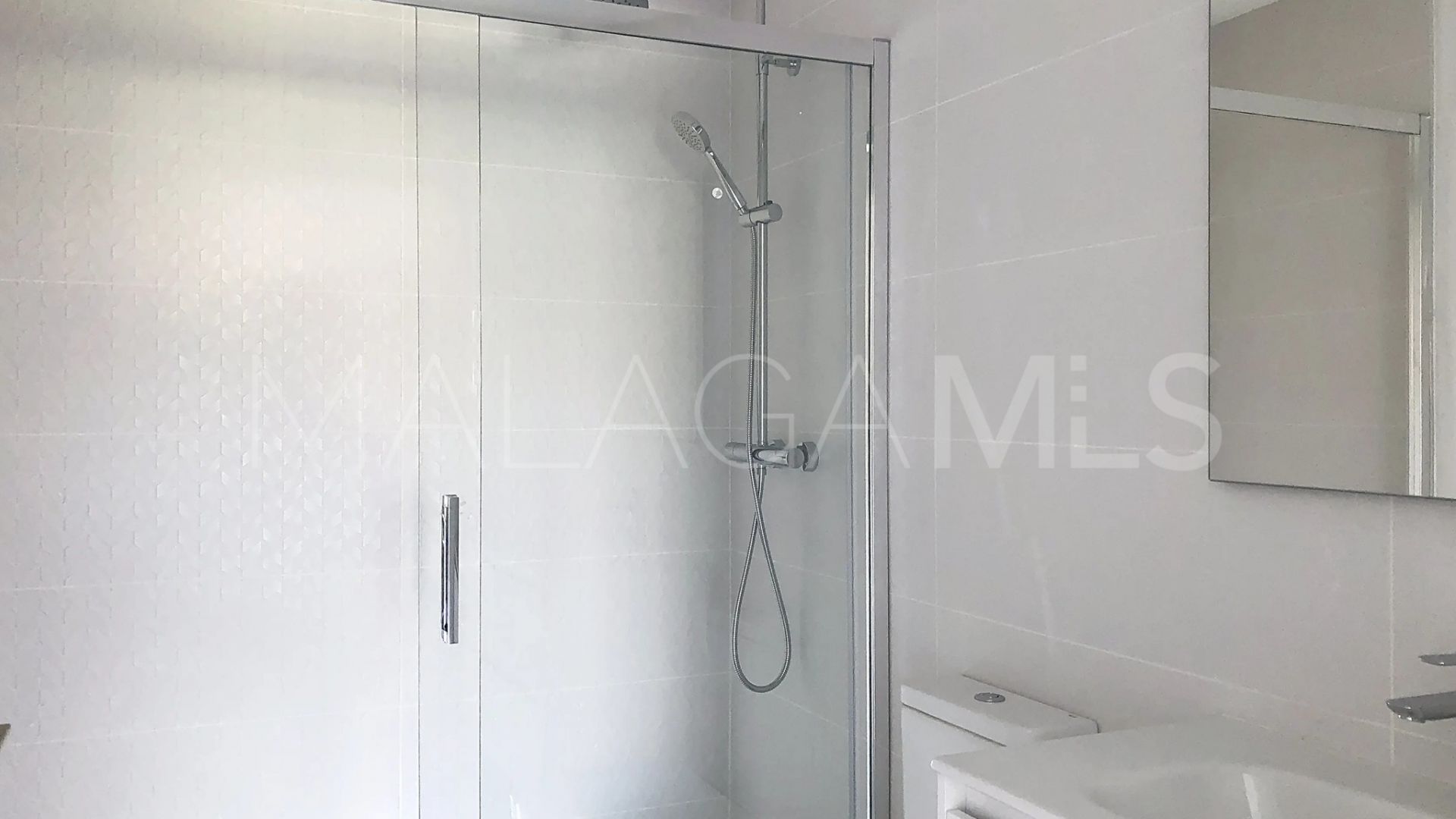 Apartamento planta baja for sale in Guadalobon with 2 bedrooms