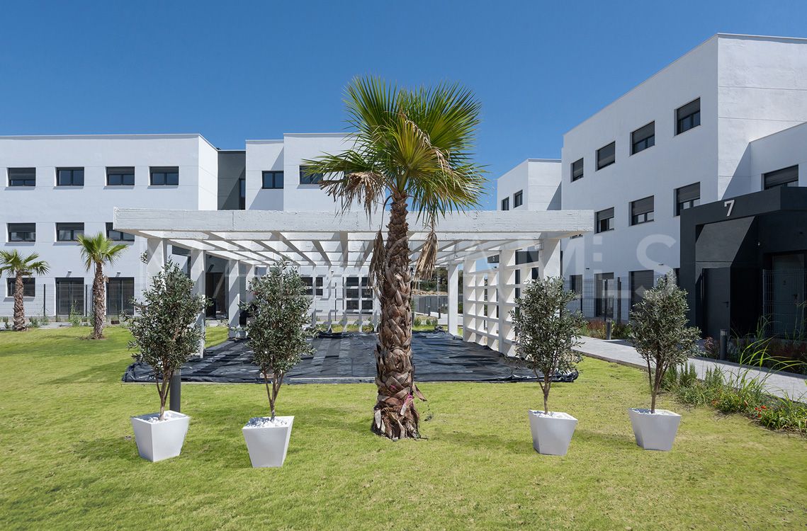 Apartamento planta baja for sale in Guadalobon with 2 bedrooms