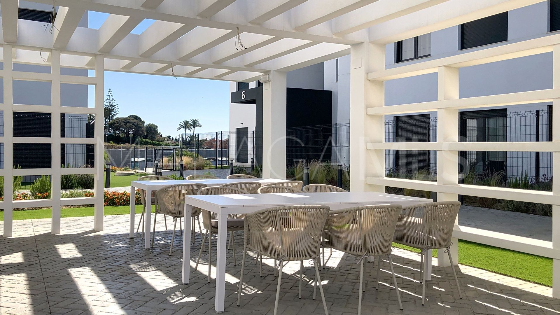 Apartamento planta baja for sale in Guadalobon with 2 bedrooms