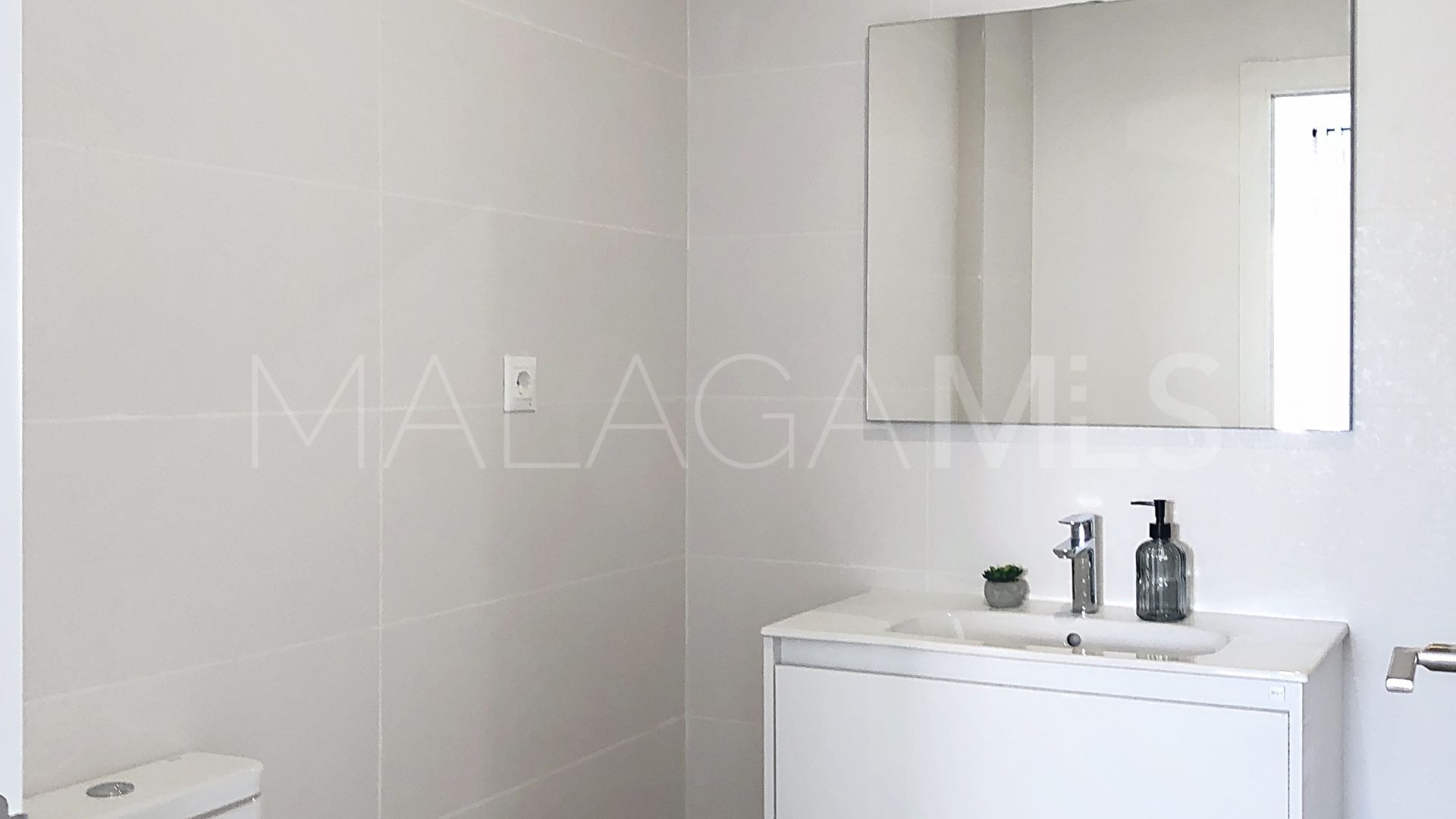Apartamento planta baja for sale in Guadalobon
