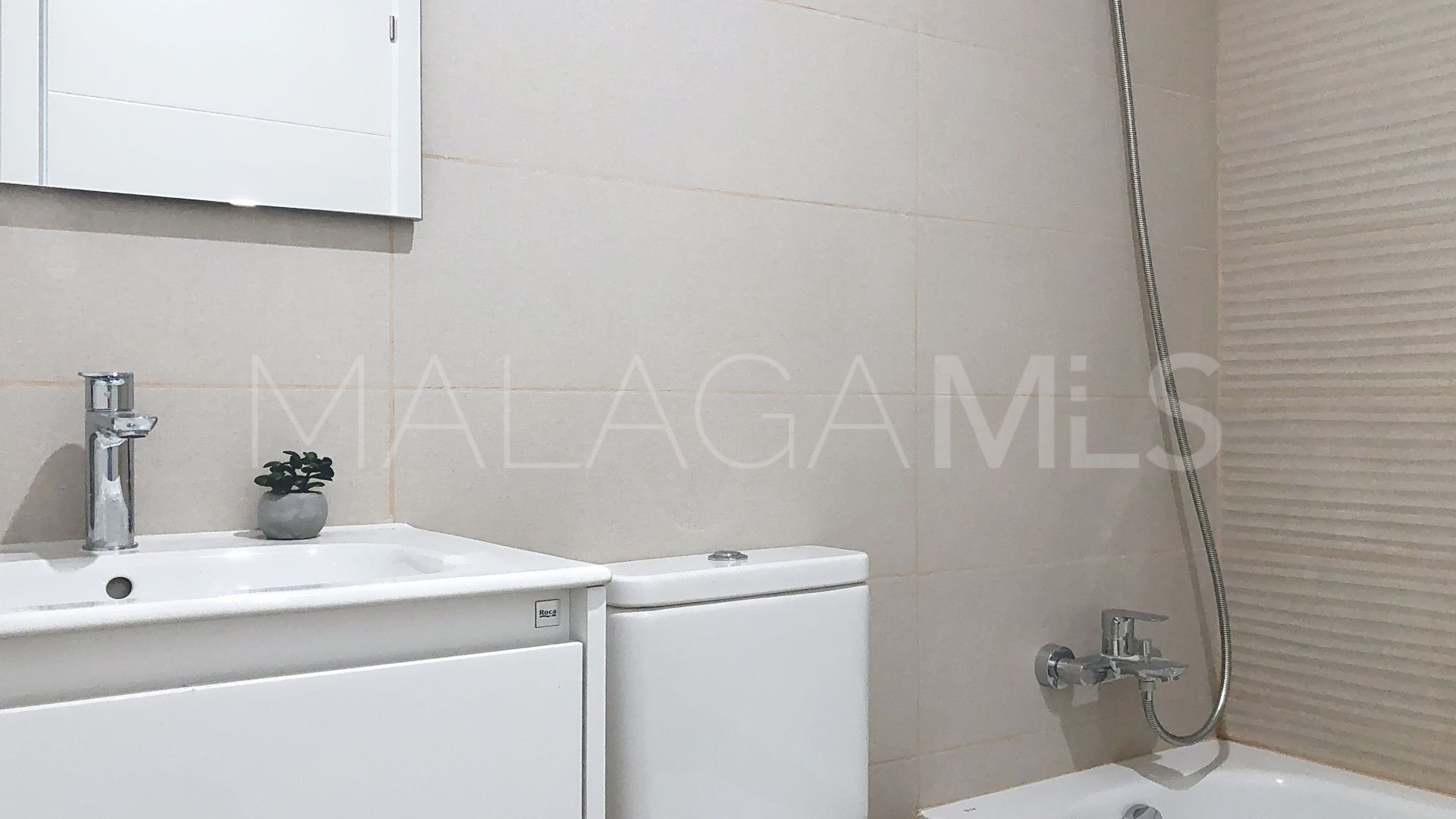 Apartamento planta baja for sale in Guadalobon