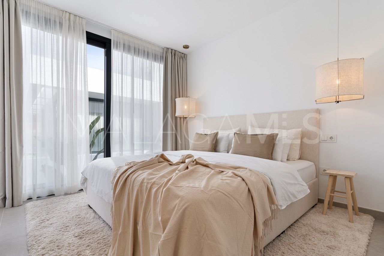 Villa for sale in La Resina Golf