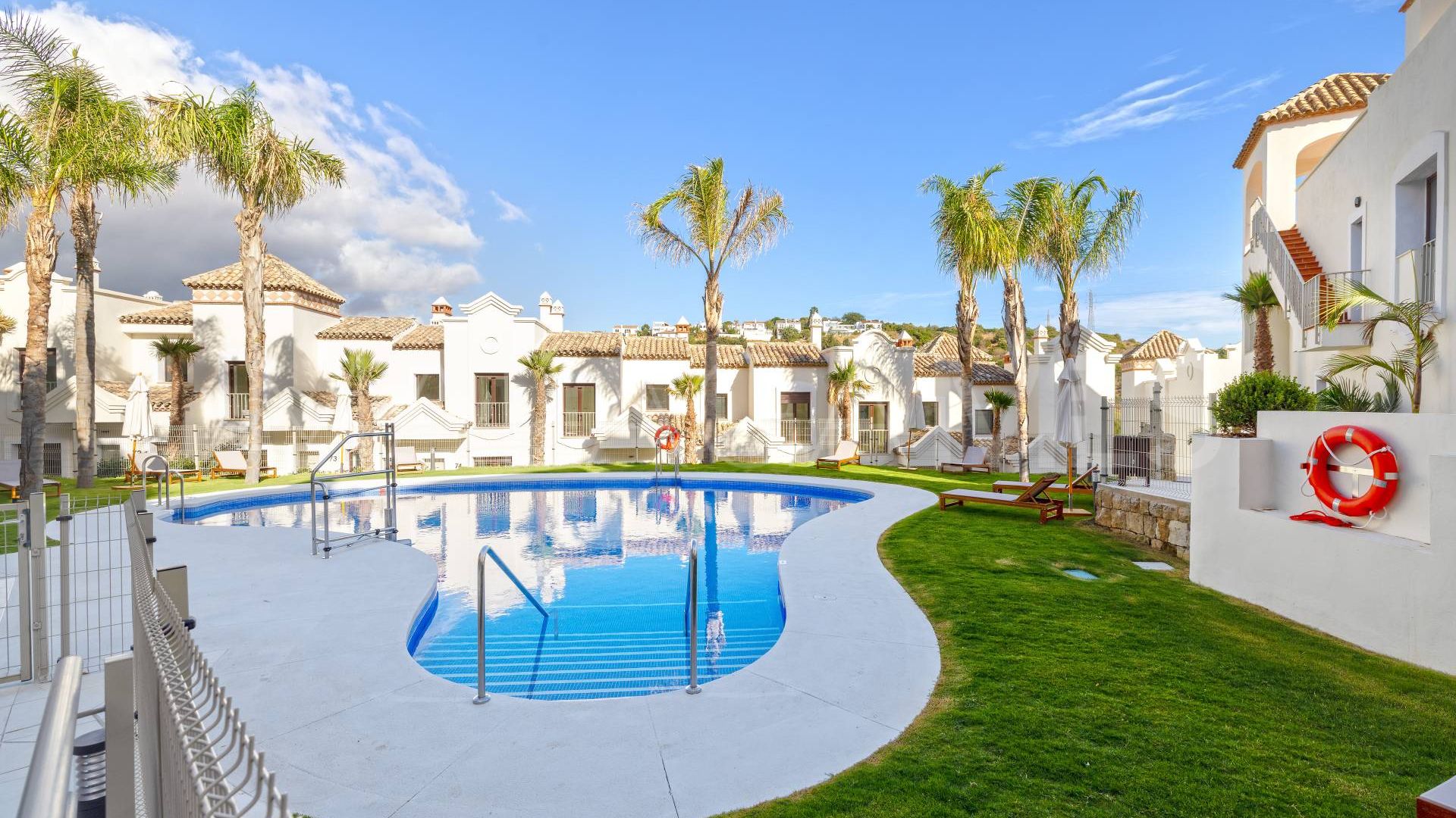 Buy adosado with 3 bedrooms in Azata Golf