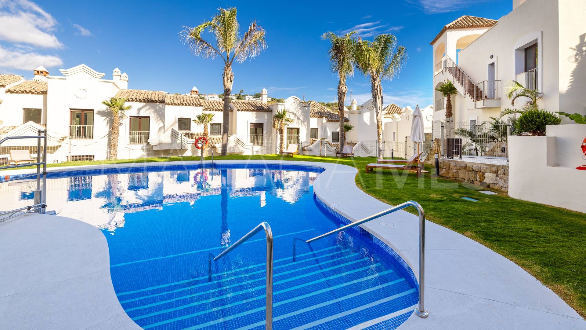 Buy adosado with 3 bedrooms in Azata Golf