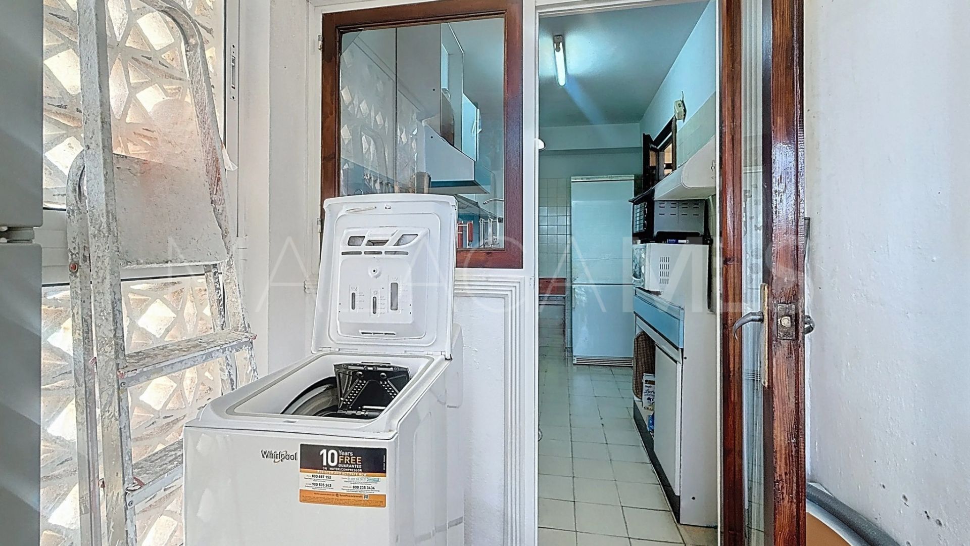 Lägenhet for sale in Estepona Puerto