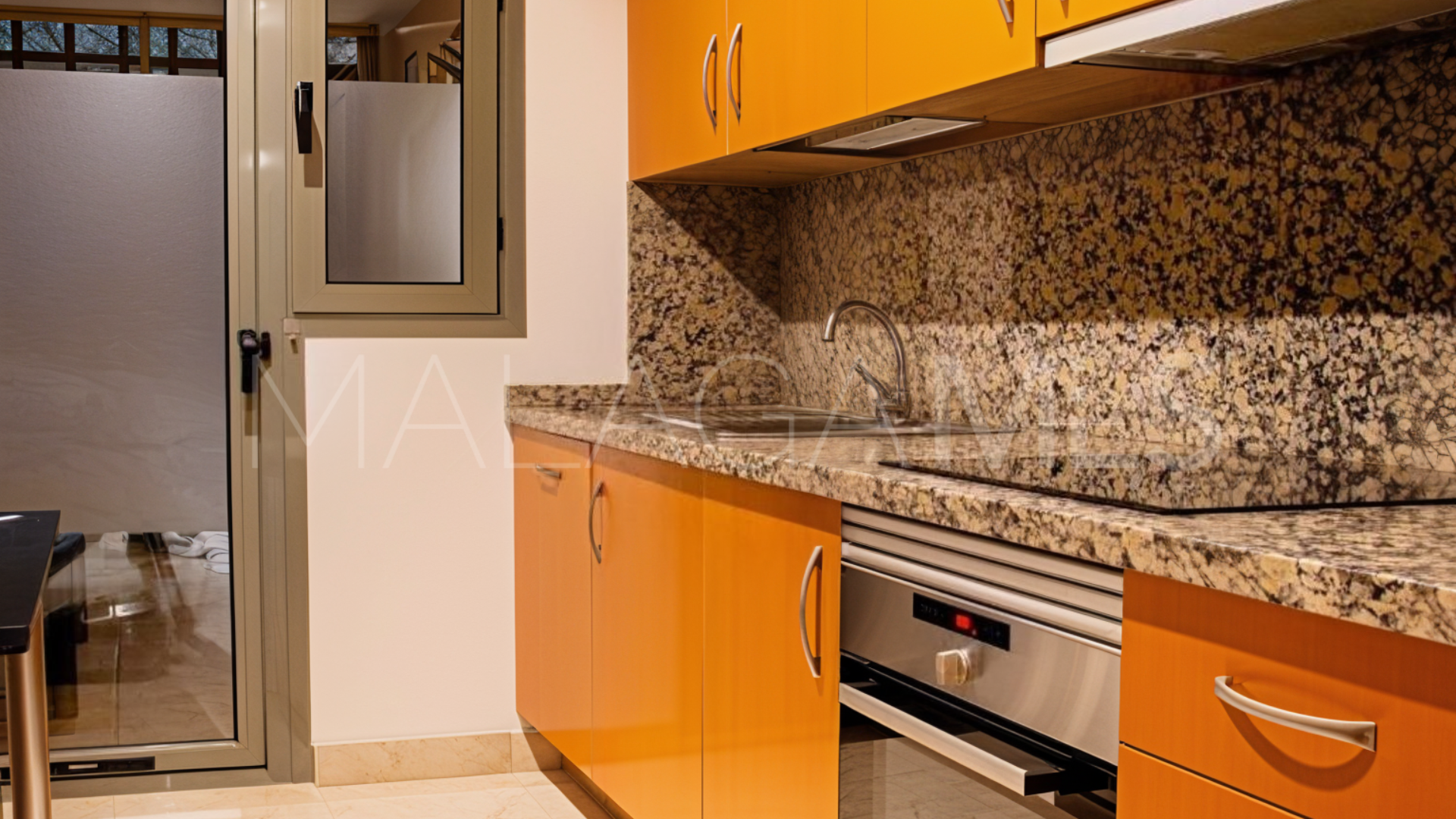 Appartement rez de chaussée for sale in Benatalaya