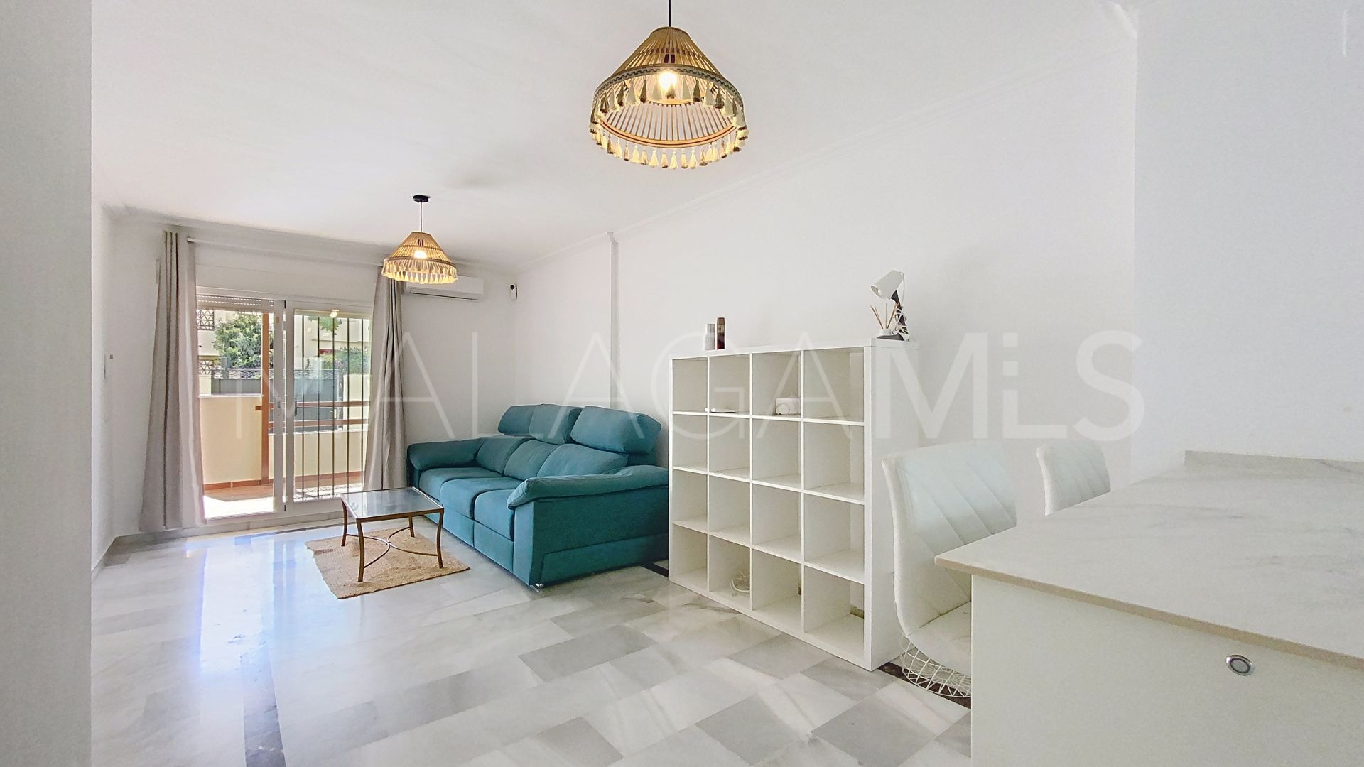 For sale ground floor apartment in Bahia de Casares