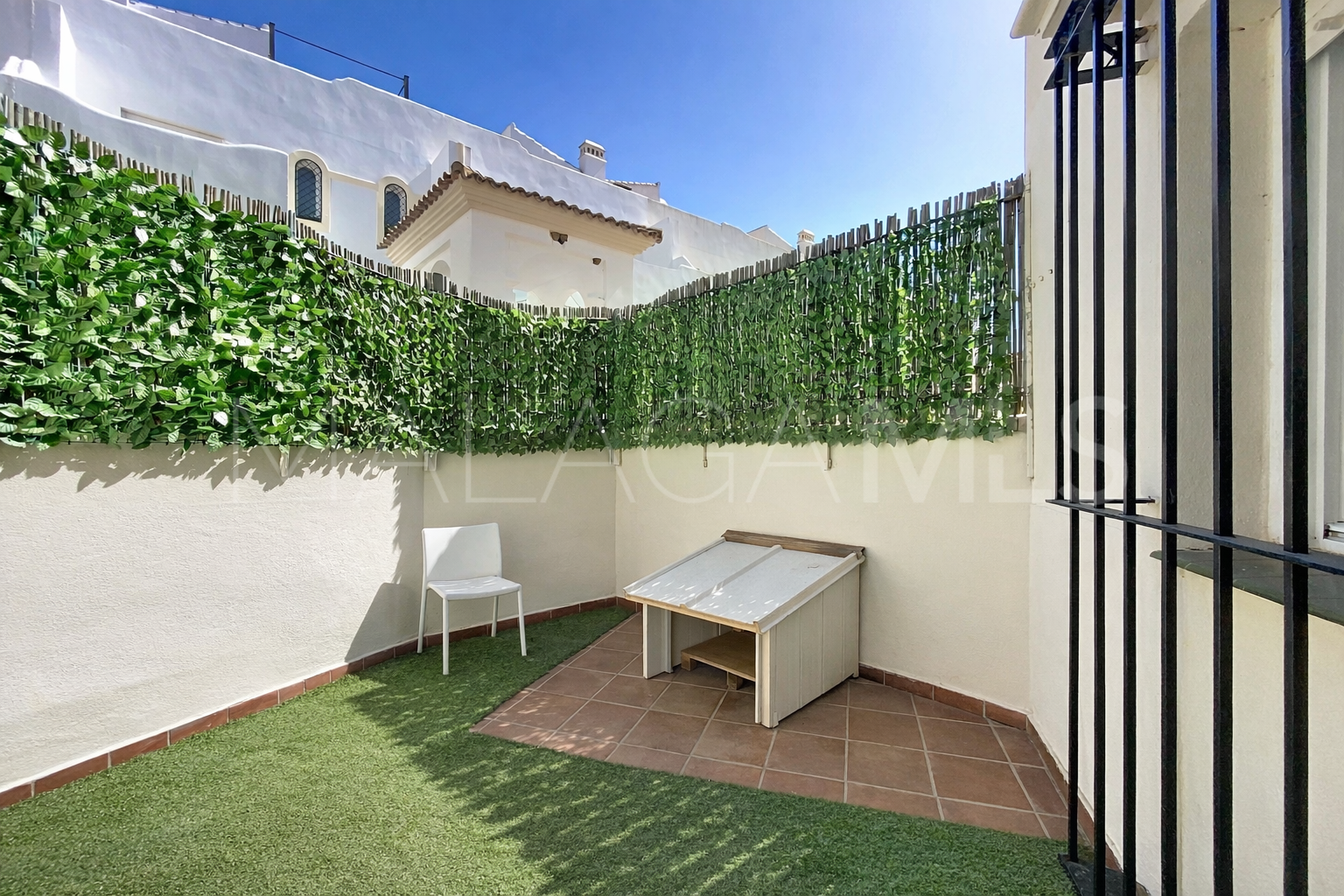 For sale ground floor apartment in Bahia de Casares