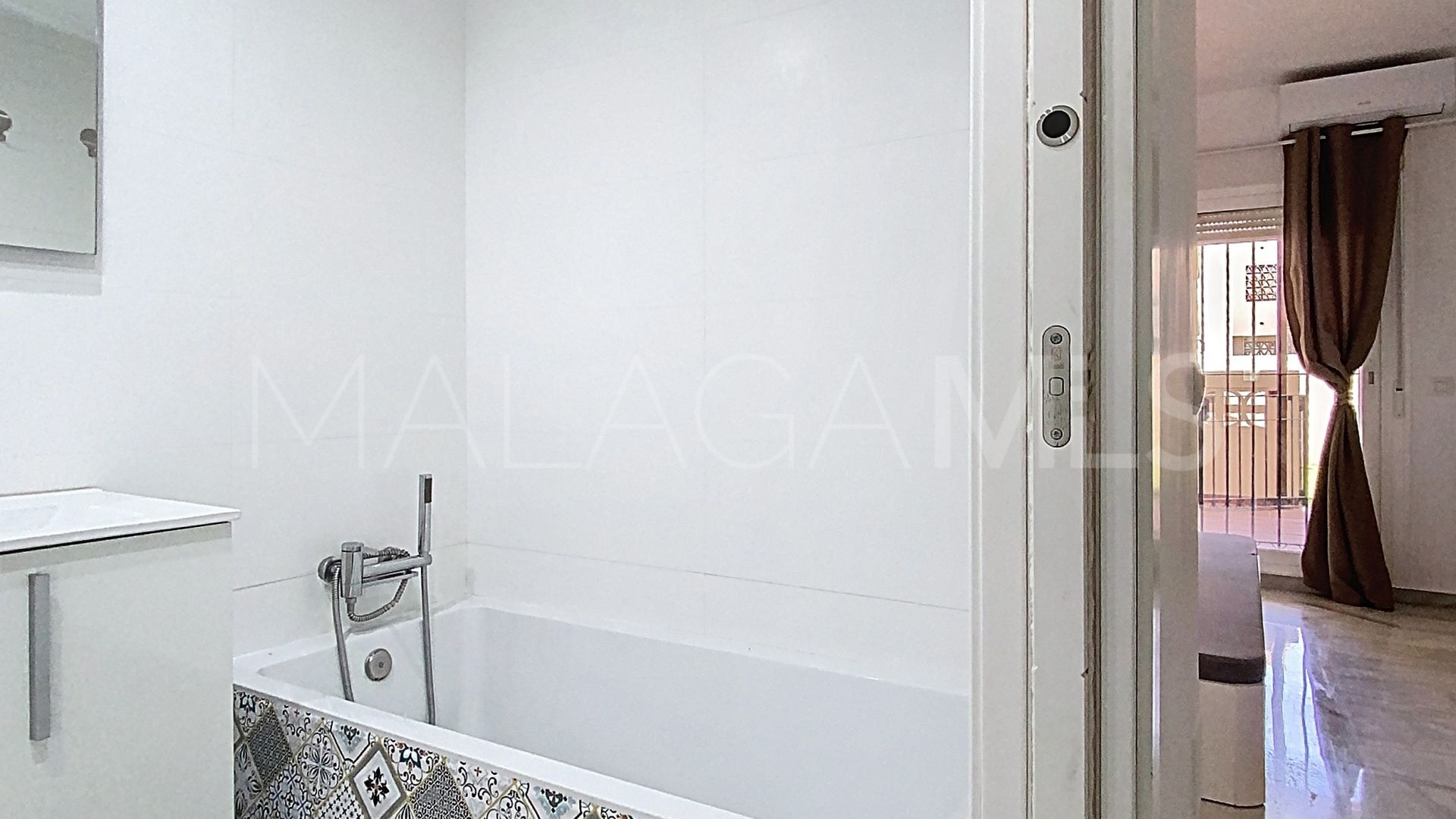 For sale ground floor apartment in Bahia de Casares