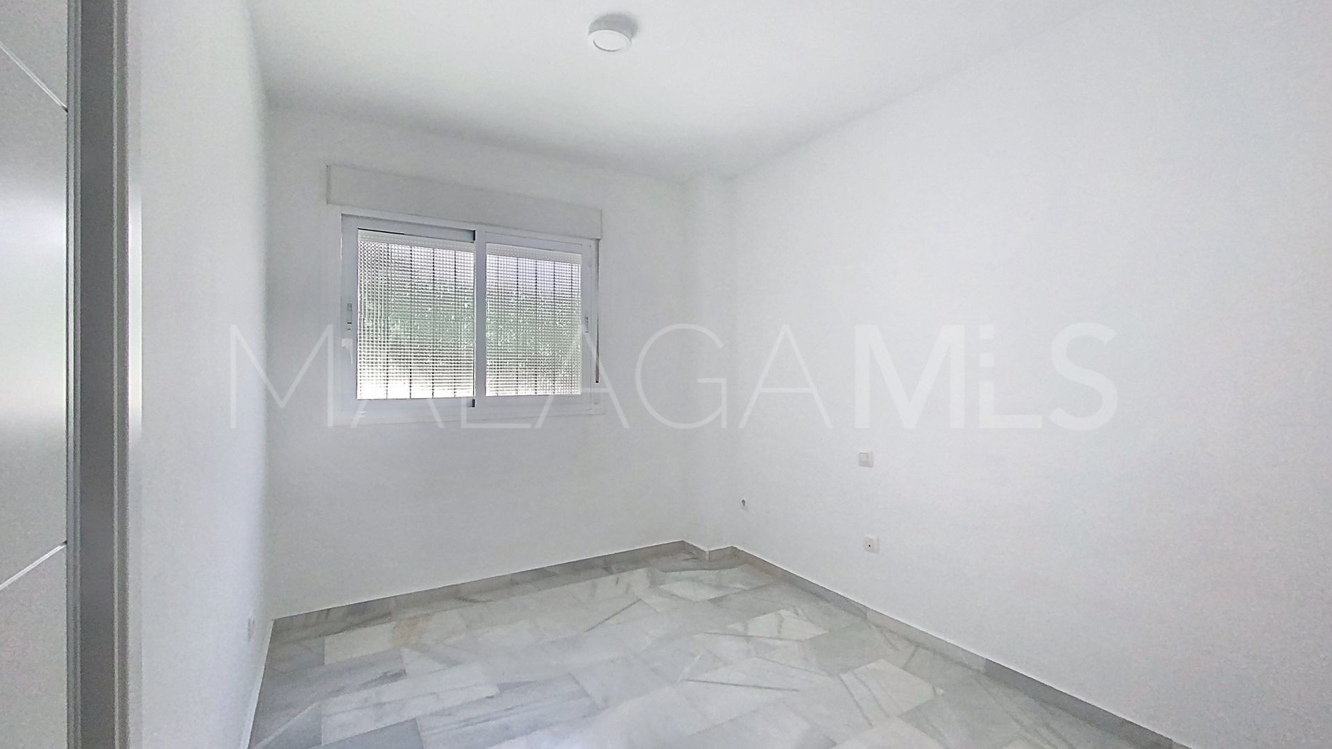 For sale ground floor apartment in Bahia de Casares