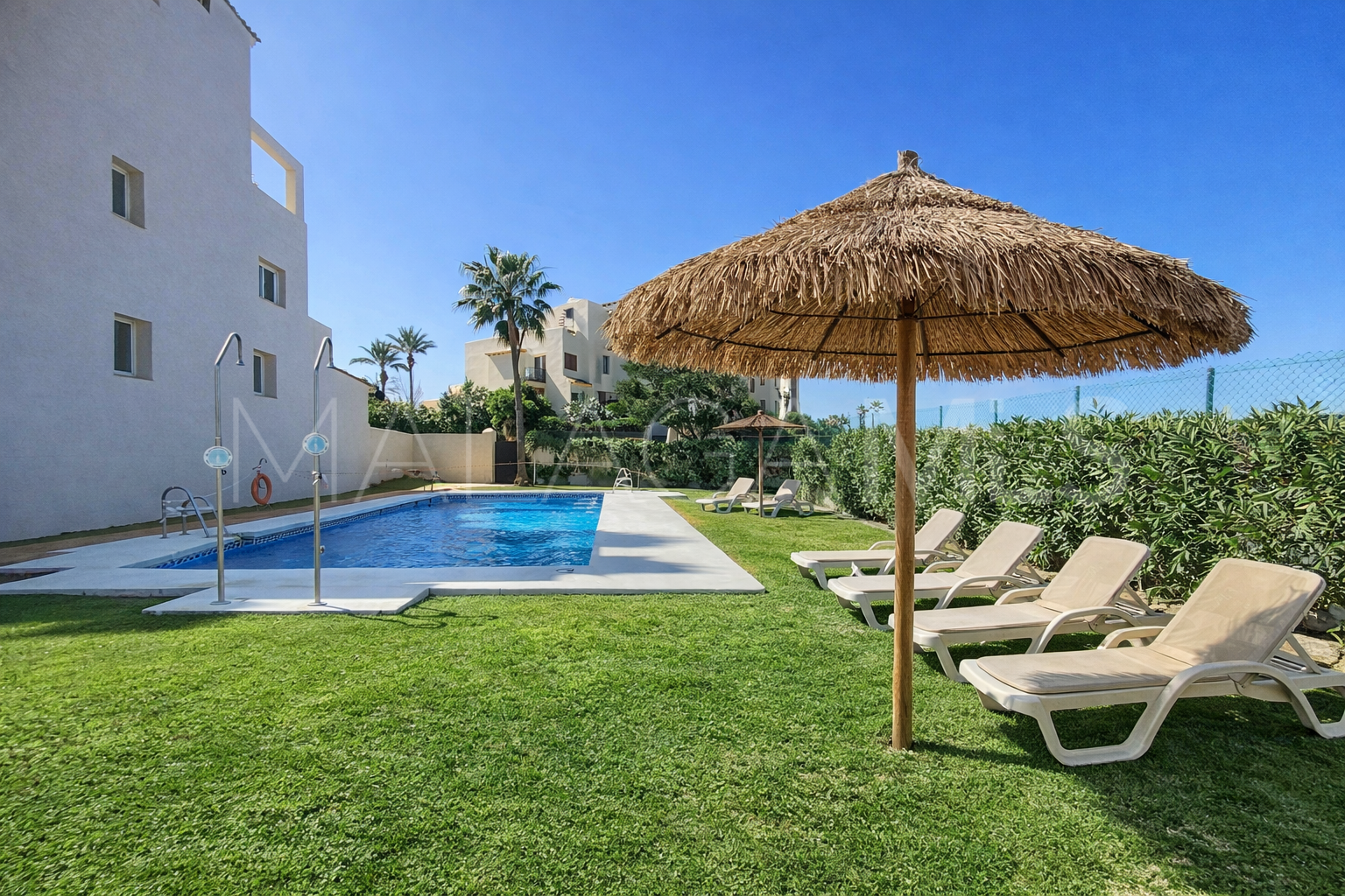 For sale ground floor apartment in Bahia de Casares