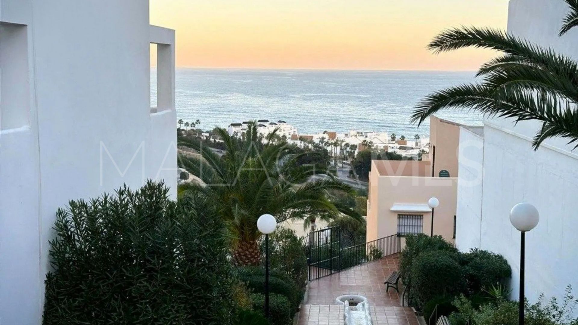 Appartement rez de chaussée for sale in Bahia de Casares