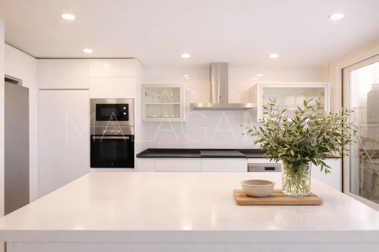 Appartement terrasse for sale in Estepona Centre