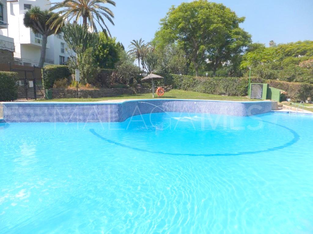 For sale town house with 5 bedrooms in Bahia Dorada