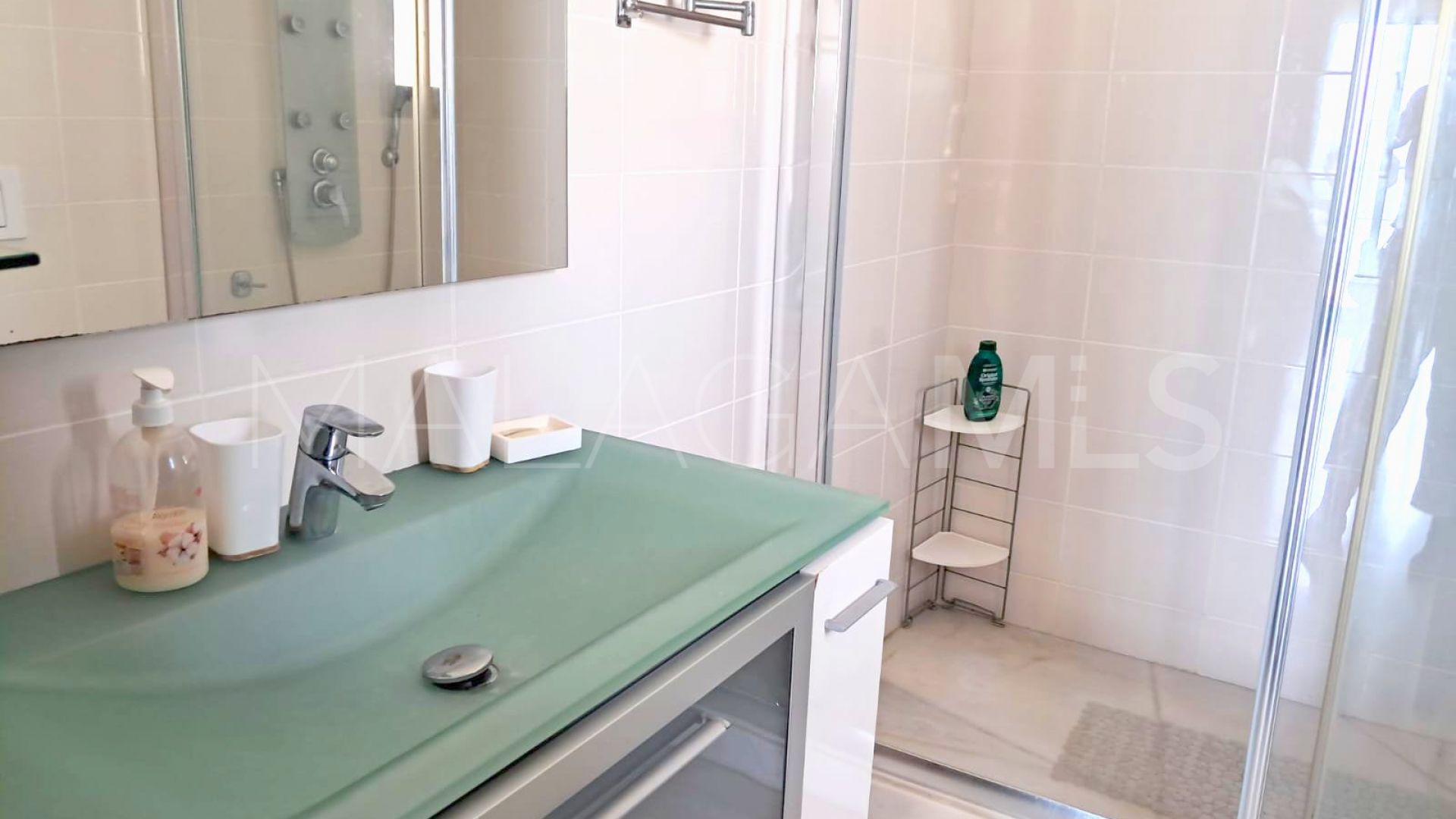 For sale town house with 5 bedrooms in Bahia Dorada