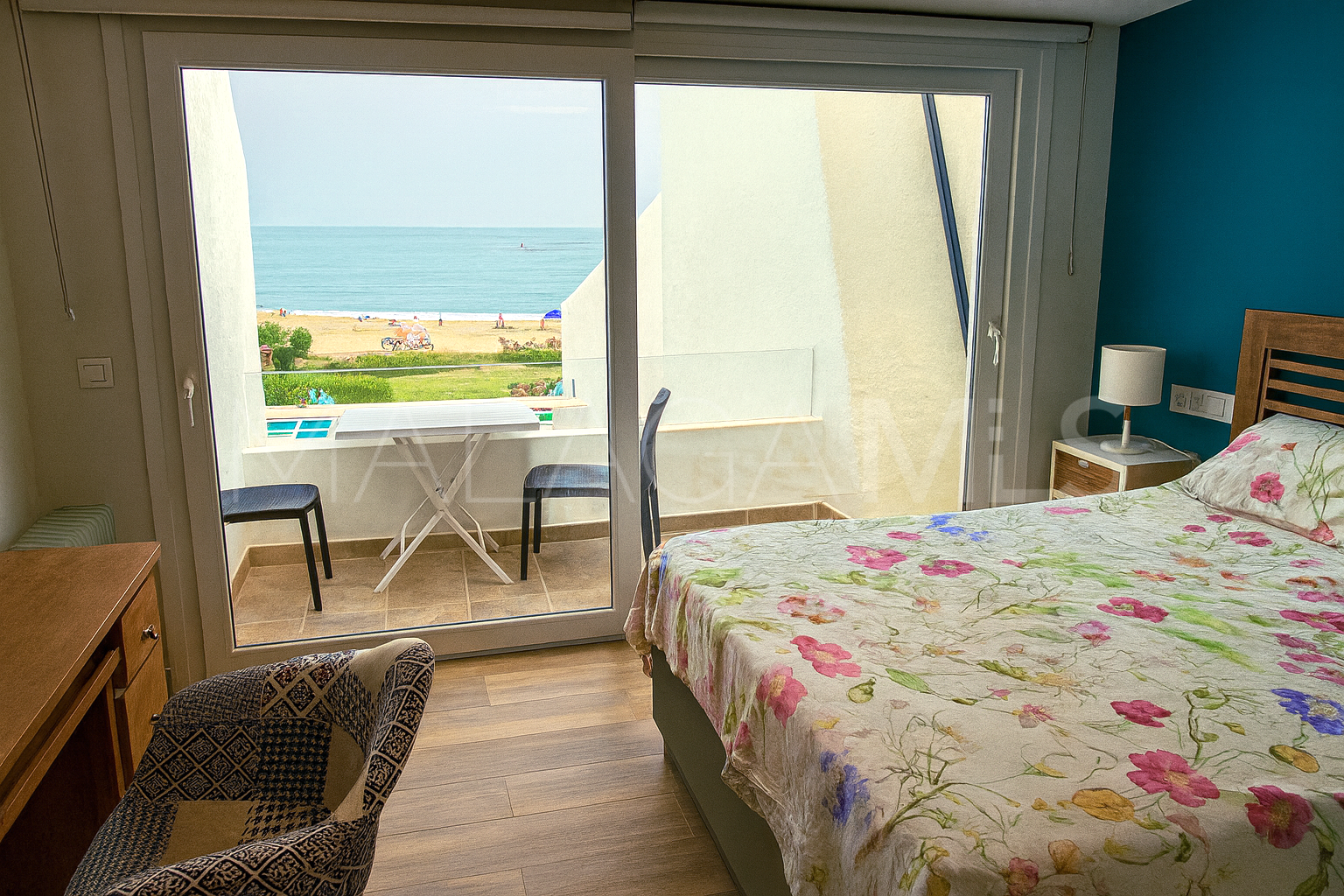 For sale town house with 5 bedrooms in Bahia Dorada
