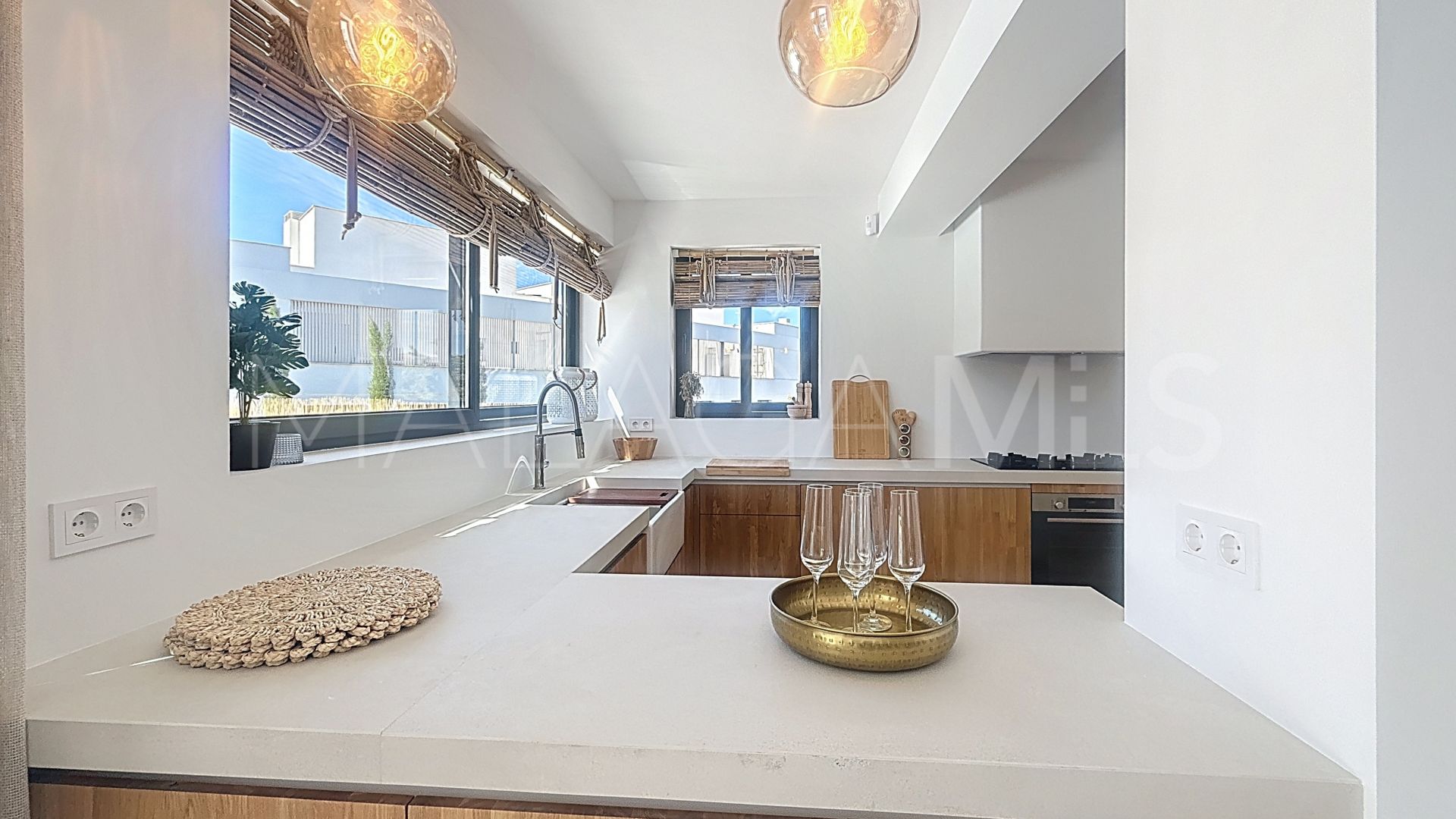 Buy villa in Don Pedro with 3 bedrooms
