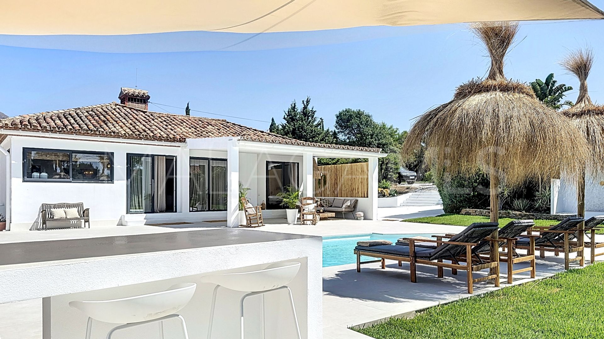 Buy villa in Don Pedro with 3 bedrooms