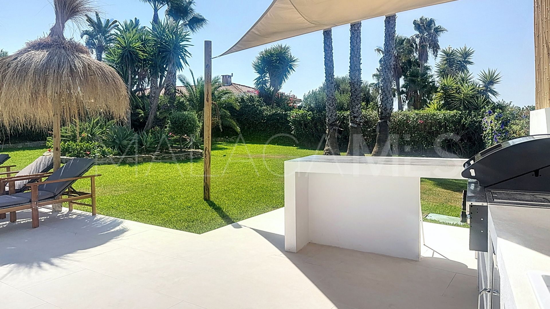 Buy villa in Don Pedro with 3 bedrooms
