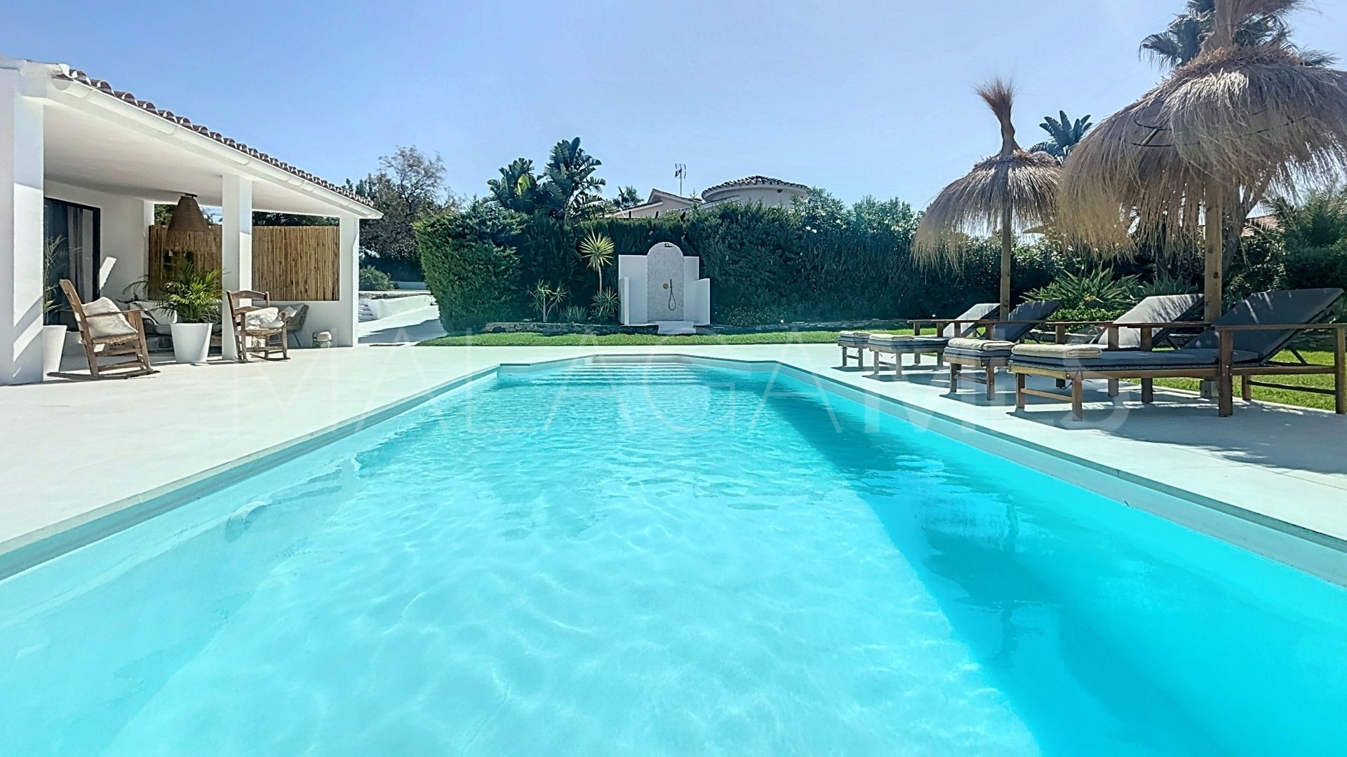 Buy villa in Don Pedro with 3 bedrooms