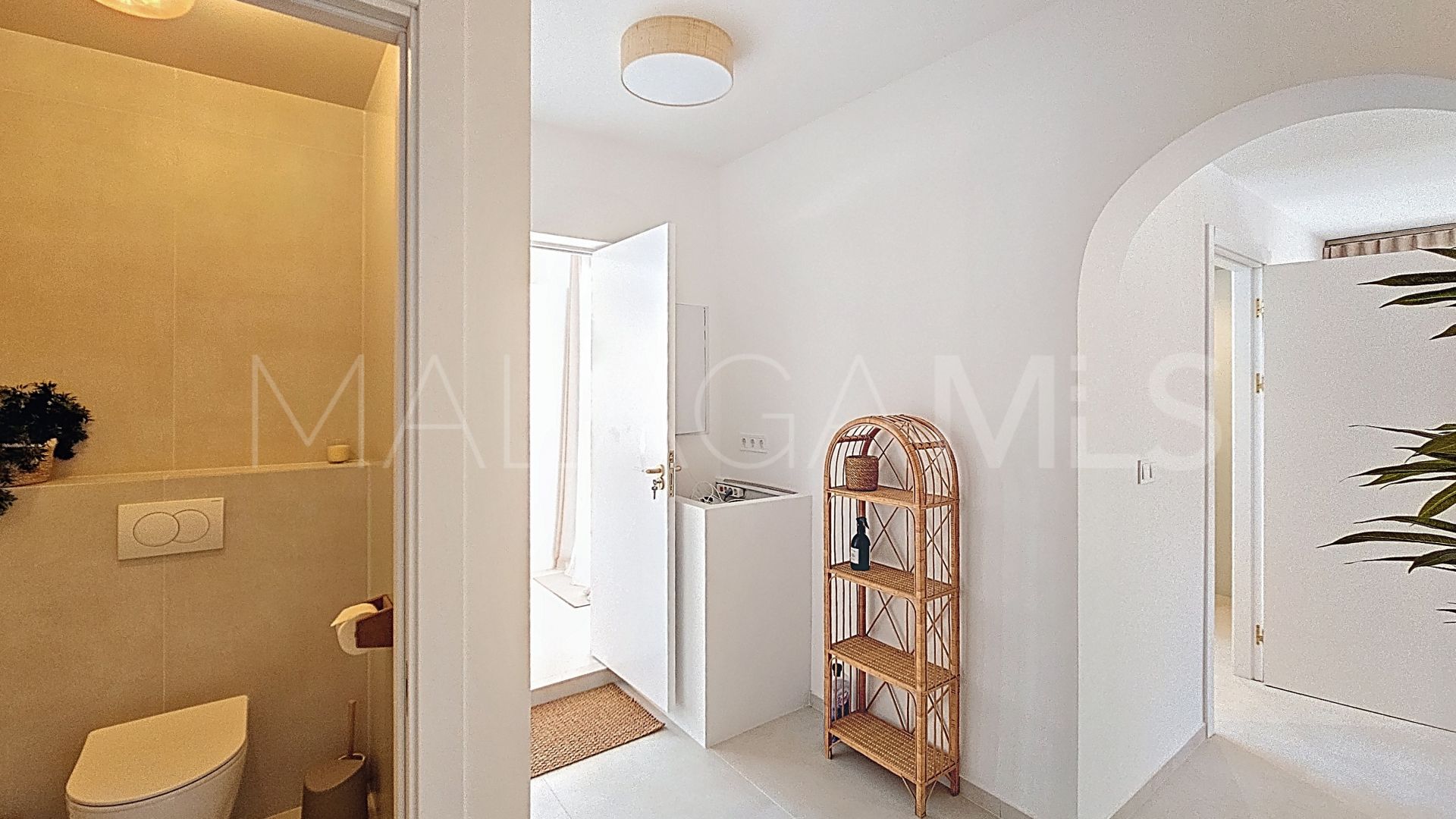 Buy villa in Don Pedro with 3 bedrooms
