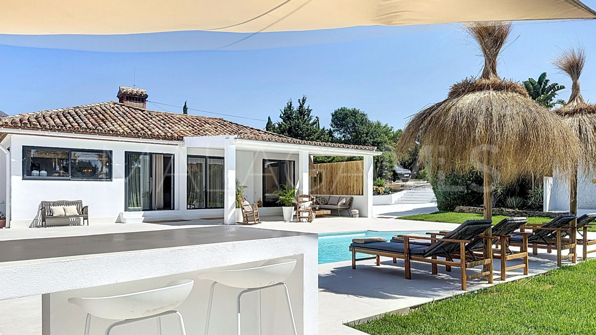 Buy villa in Don Pedro with 3 bedrooms