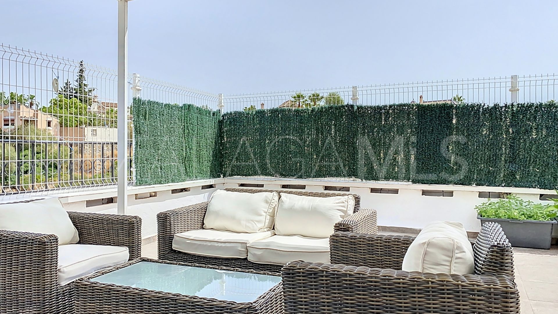 Puerto Romano, pareado for sale with 3 bedrooms