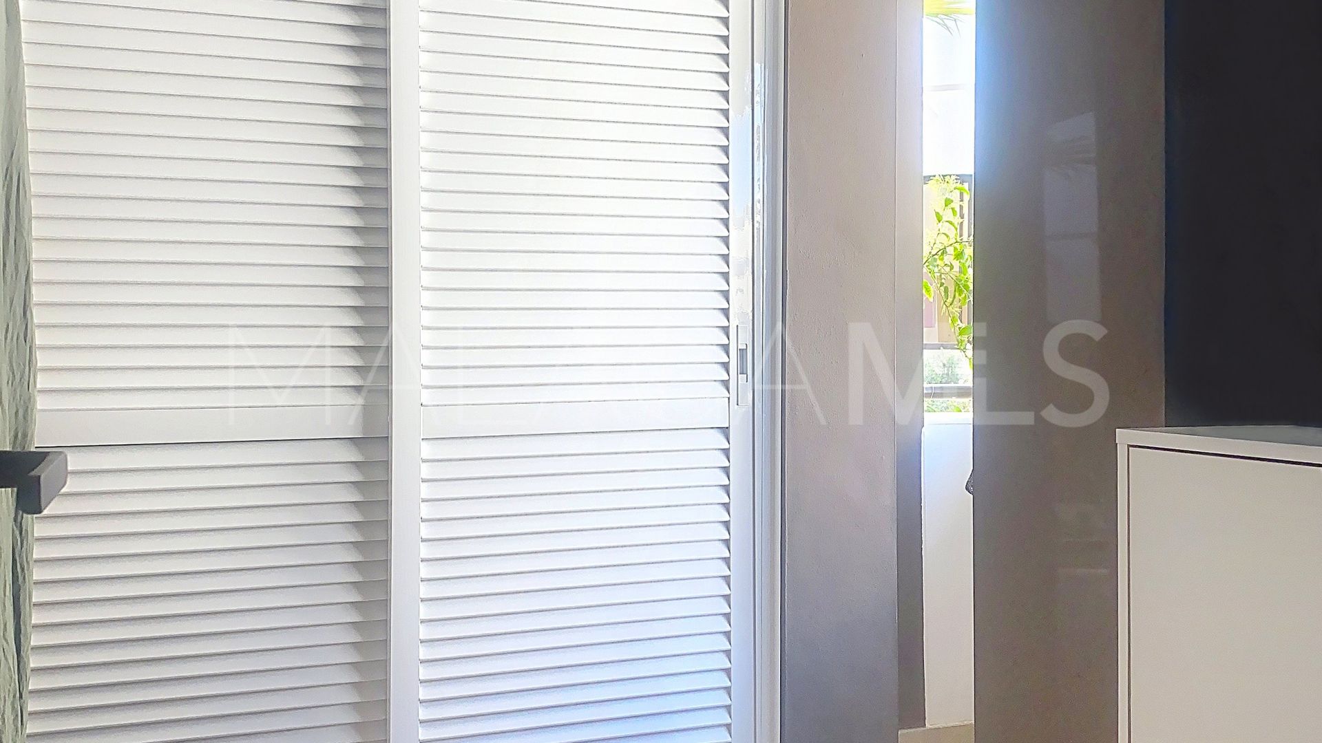 Apartamento planta baja a la venta in Las Mesas de 4 bedrooms
