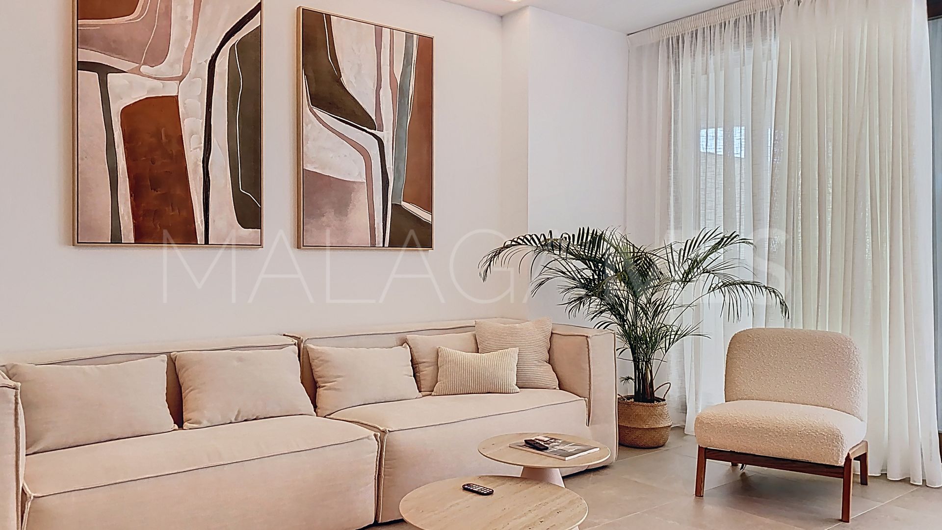 Apartamento planta baja a la venta in Las Mesas de 4 bedrooms