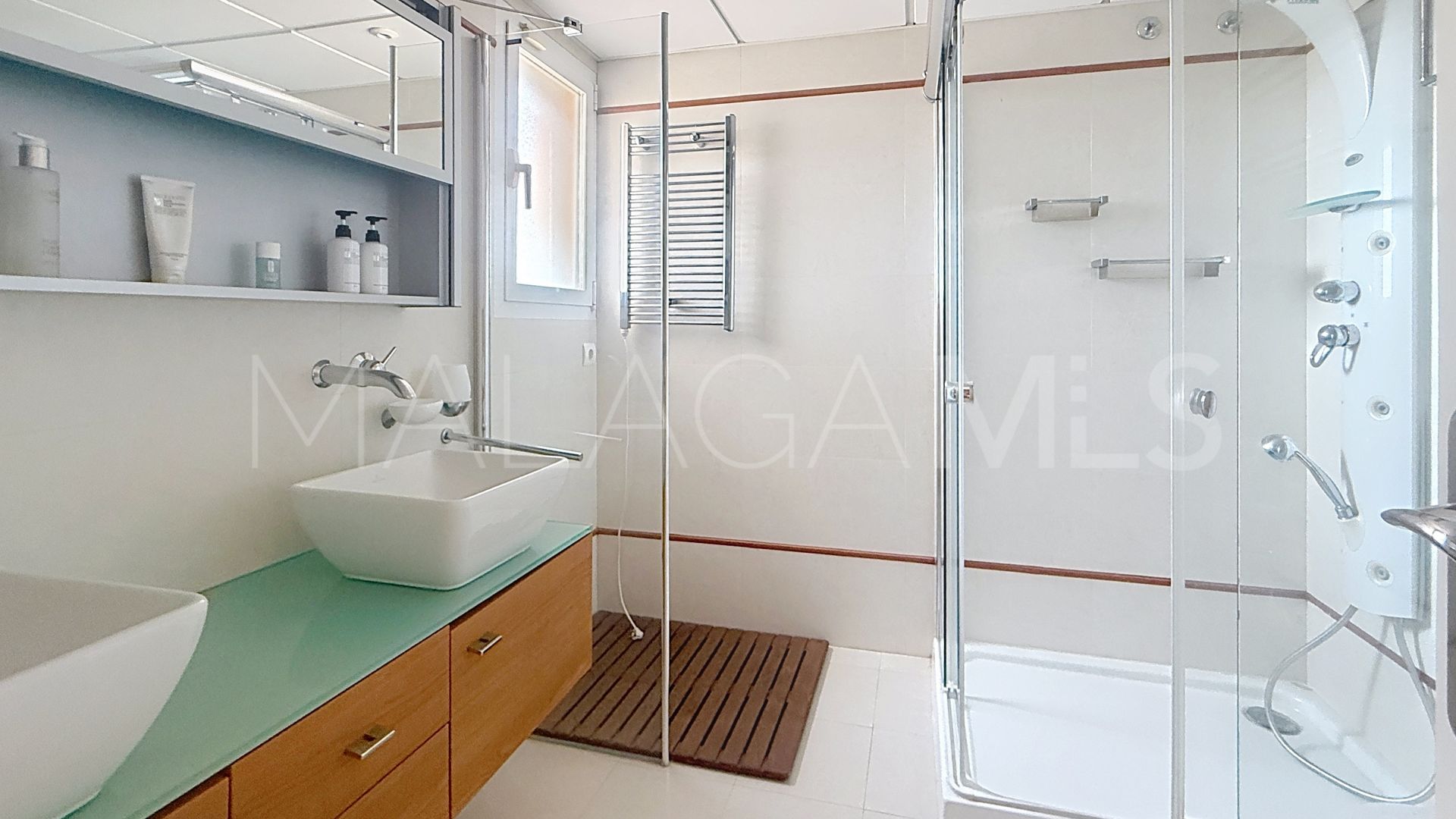Villa for sale in Beach Side New Golden Mile