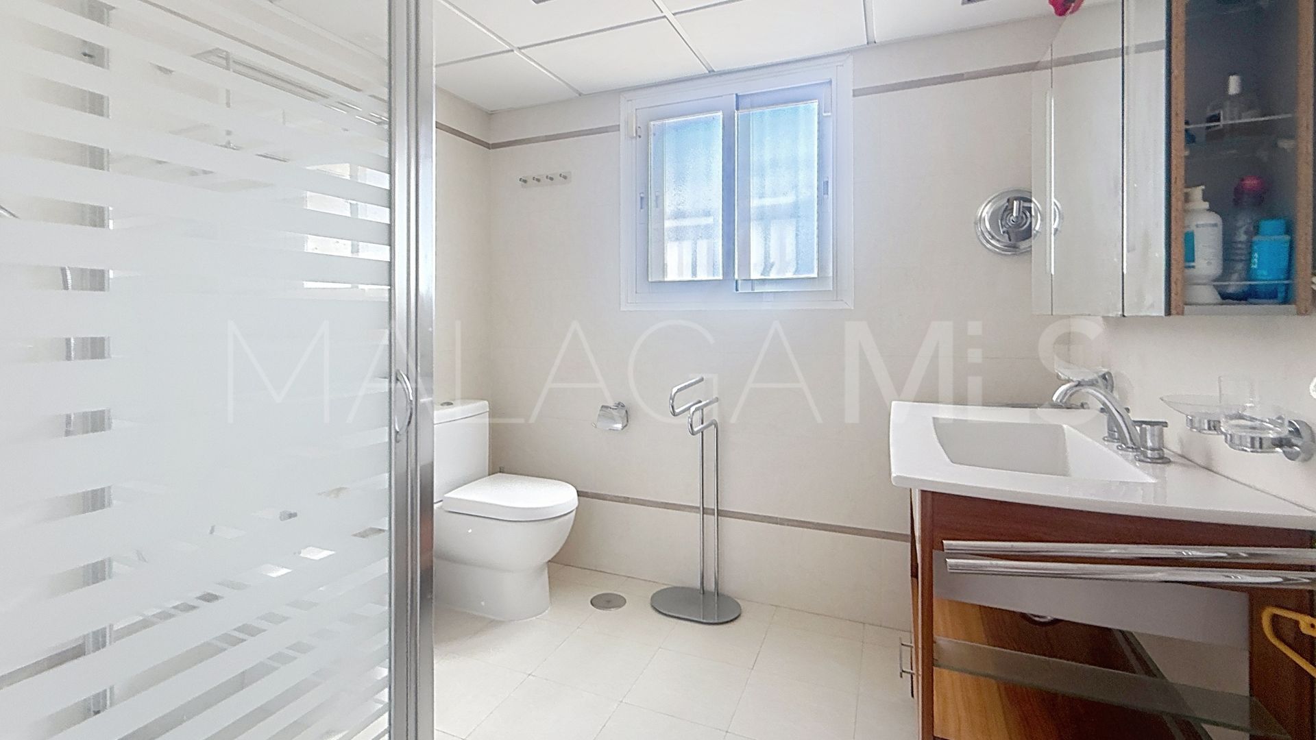Villa for sale in Beach Side New Golden Mile