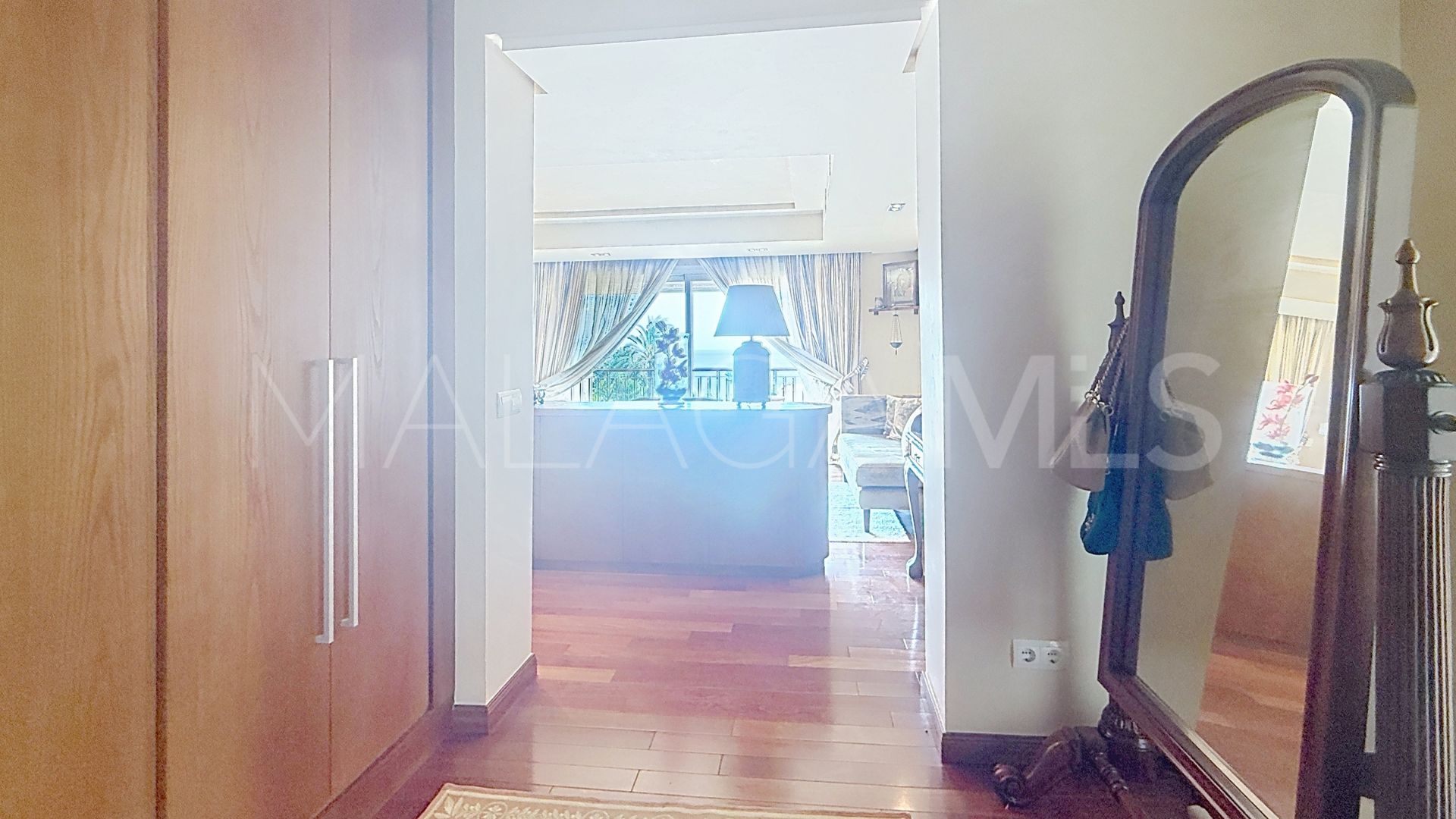 Villa for sale in Beach Side New Golden Mile