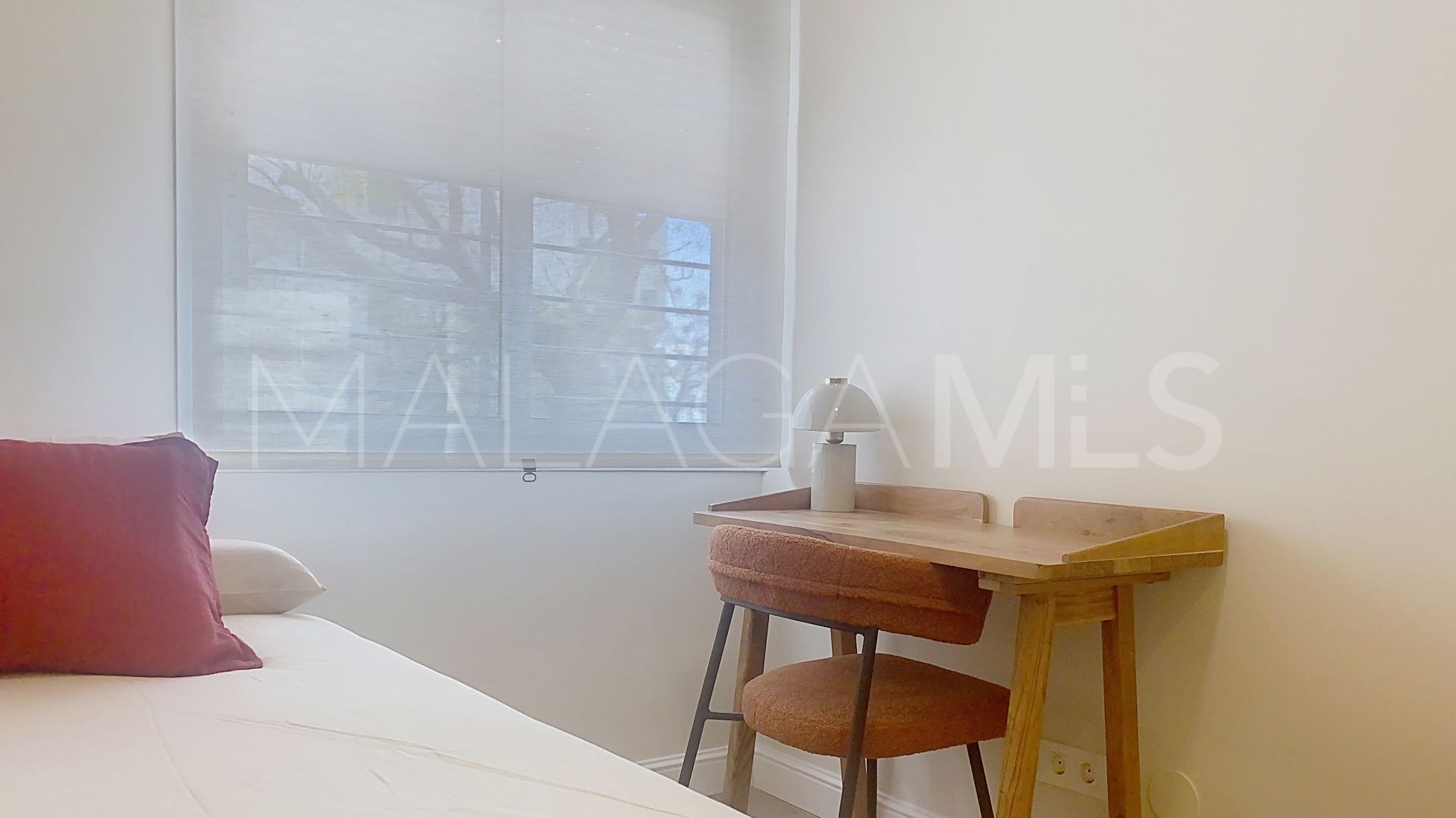 Buy Estepona Puerto 3 bedrooms ground floor apartment