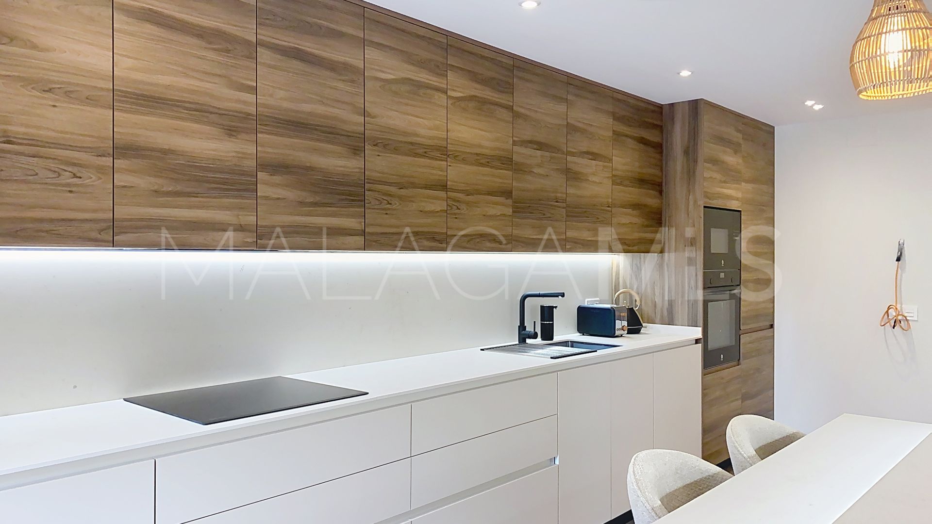 Buy Estepona Puerto 3 bedrooms ground floor apartment