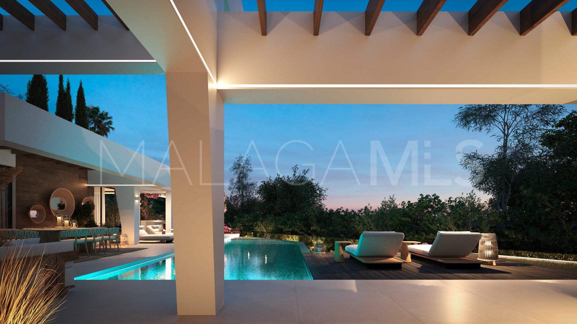 Villa for sale in Nueva Andalucia