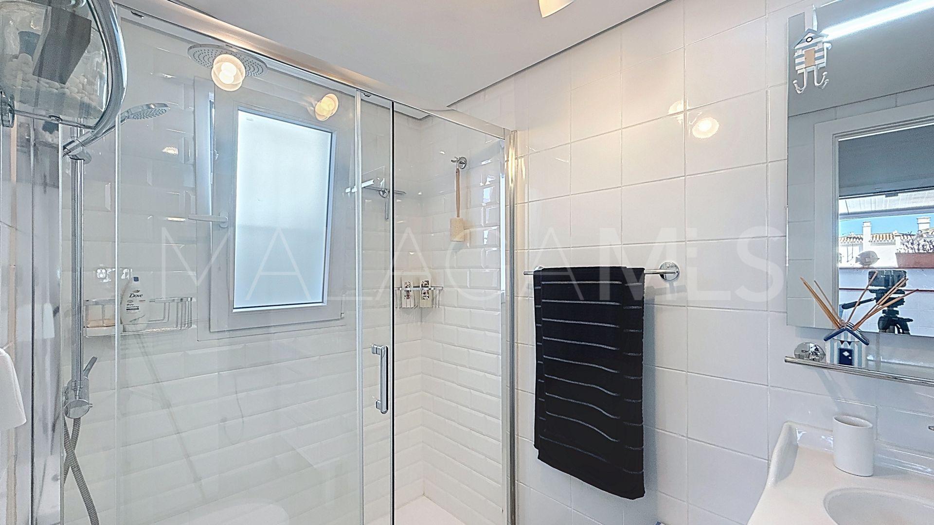 Duplex penthouse for sale in Puerto La Duquesa