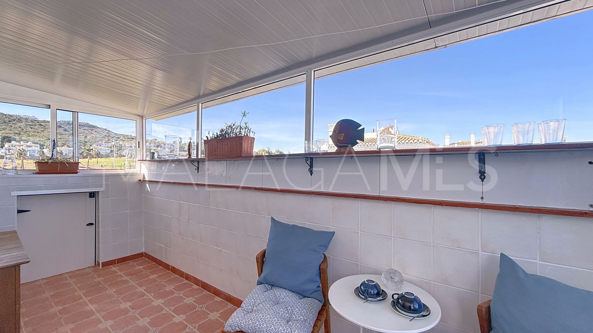 Duplex penthouse for sale in Puerto La Duquesa