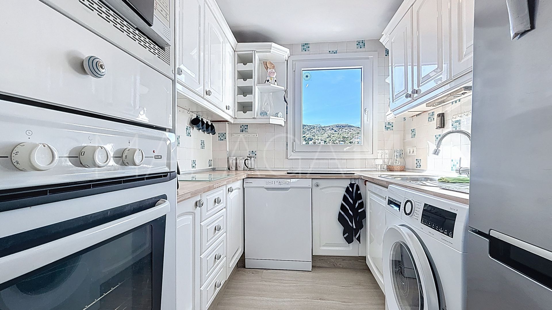 Duplex penthouse for sale in Puerto La Duquesa