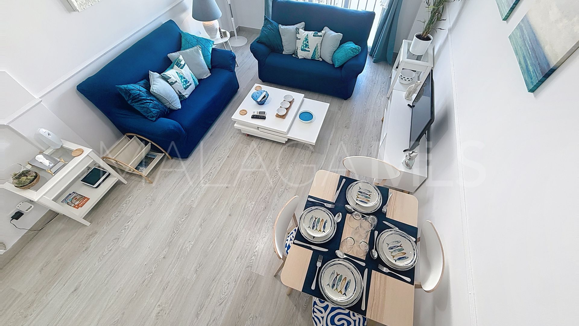 Duplex penthouse for sale in Puerto La Duquesa