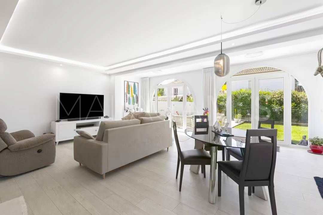 Villa for sale in Benamara
