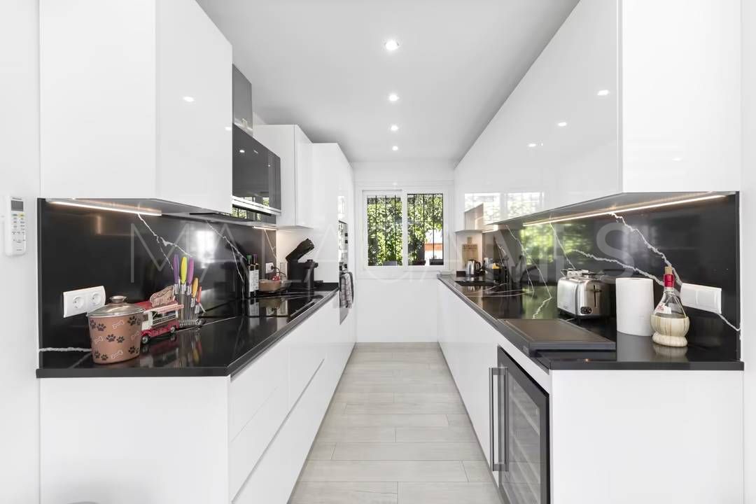 Villa for sale in Benamara