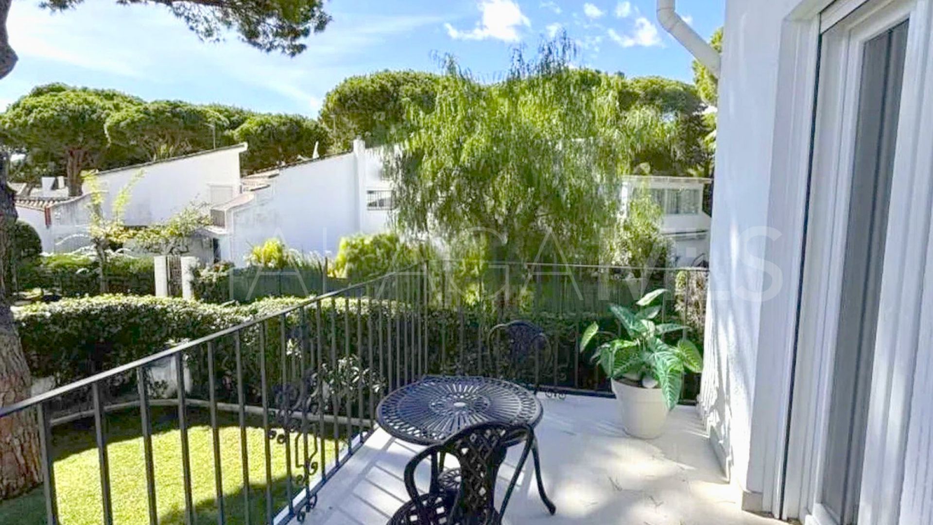 Villa for sale in Benamara