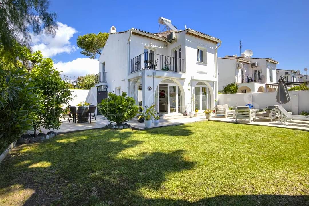 Villa for sale in Benamara