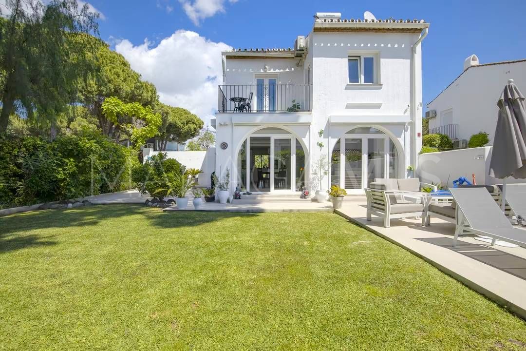 Villa for sale in Benamara