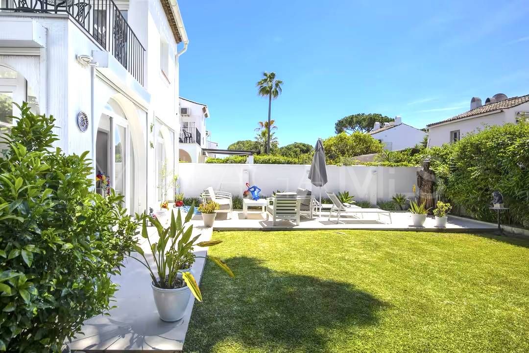 Villa for sale in Benamara