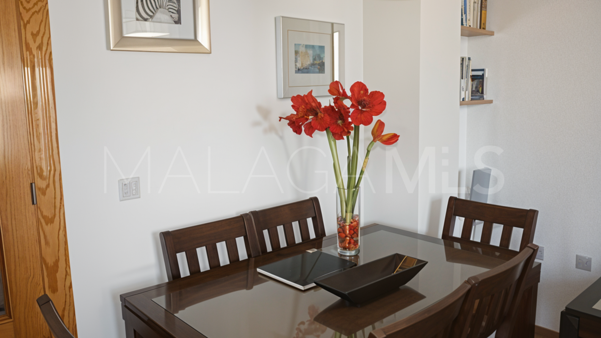 Avda de Andalucia - Sierra de Estepona, apartamento a la venta de 3 bedrooms