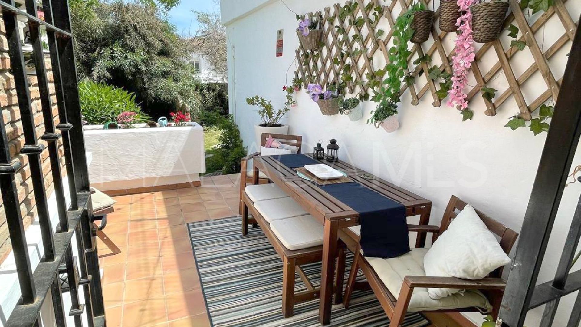 Duplex planta baja for sale in El Paraiso