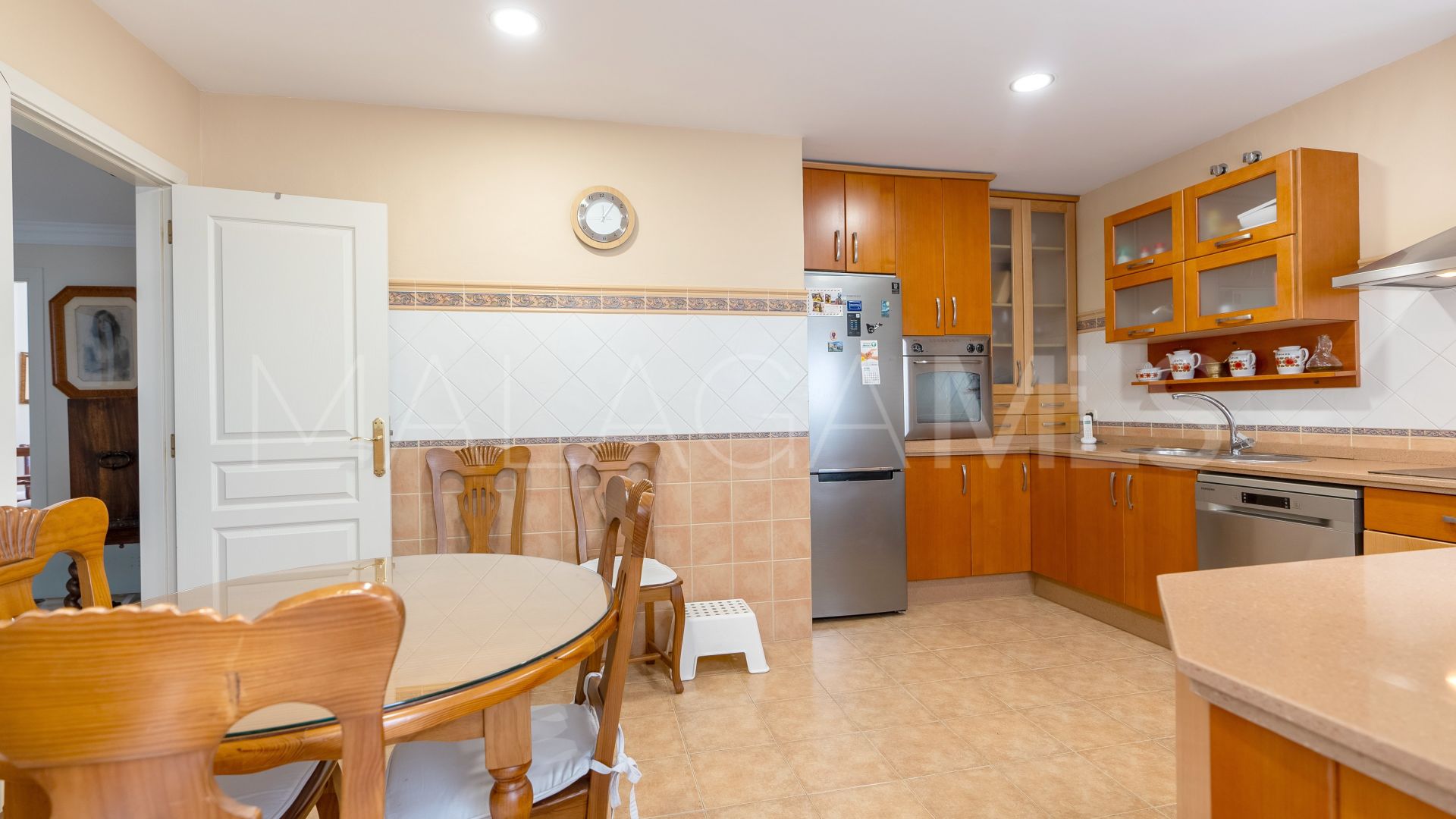 Apartamento with 3 bedrooms a la venta in Estepona Casco Antiguo